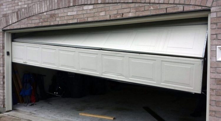 Top 10 Garage Door Maintenance Tips For Homeowners